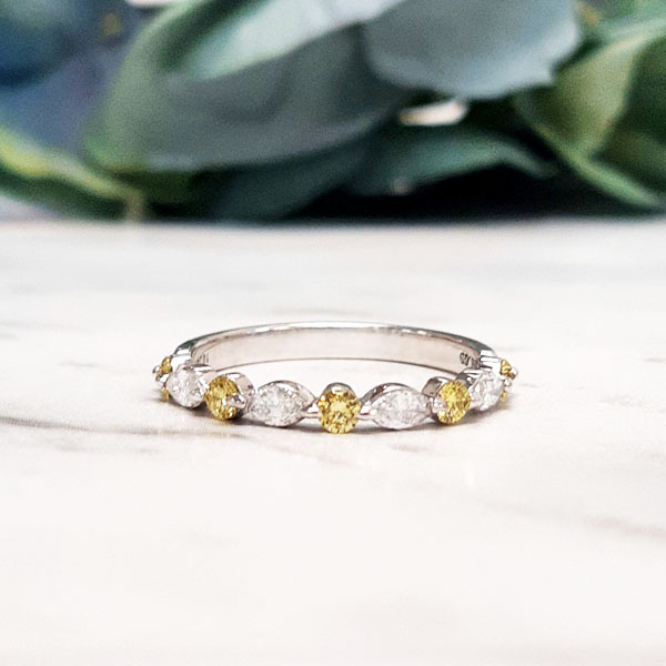 Yellow diamond store band ring